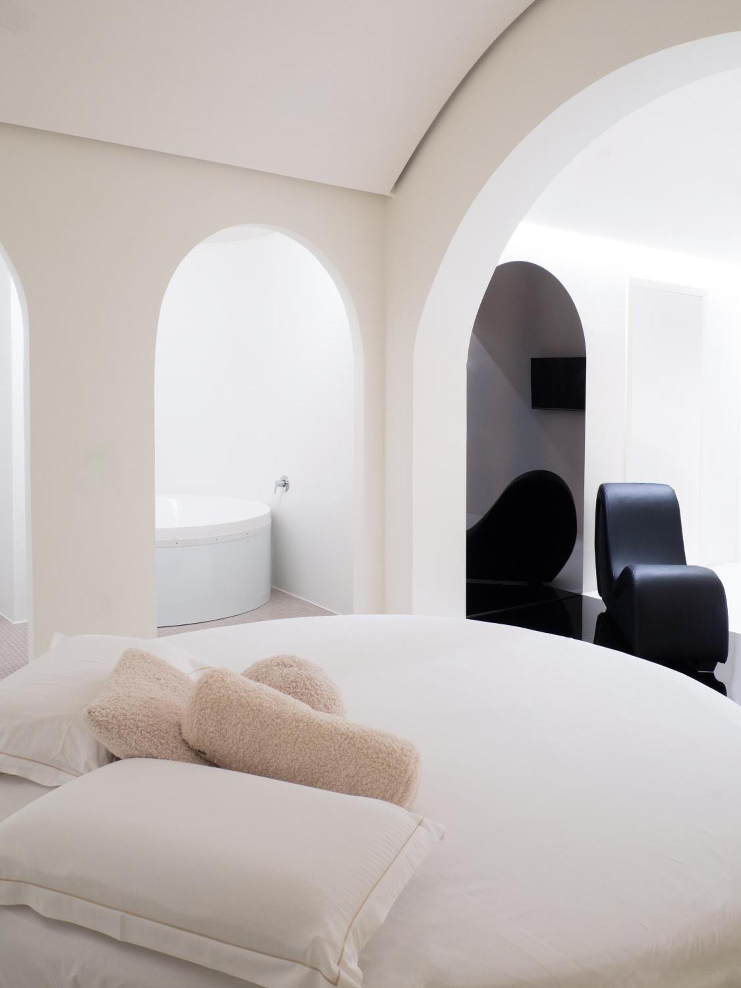 Dealuna Motel Fidenza Bagian luar foto